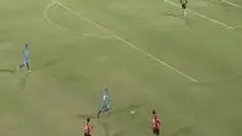 《告别无谓比较！曼联前巨星倡议：尽情领略梅罗联手绽放的魅力》